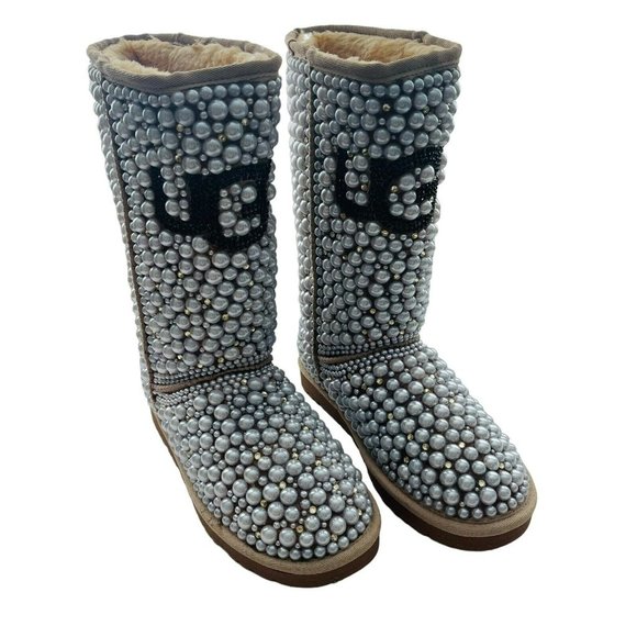 UGG Boots Womens Size 7 Customized Pearl & Crystal Etsy Sheepskin Lining Winter - Picture 3 of 10